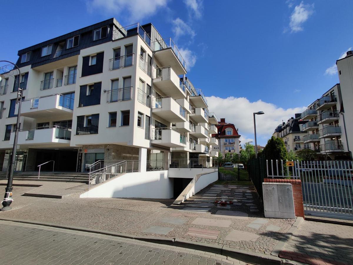 Sunny Apartment Swinoujscie Bagian luar foto
